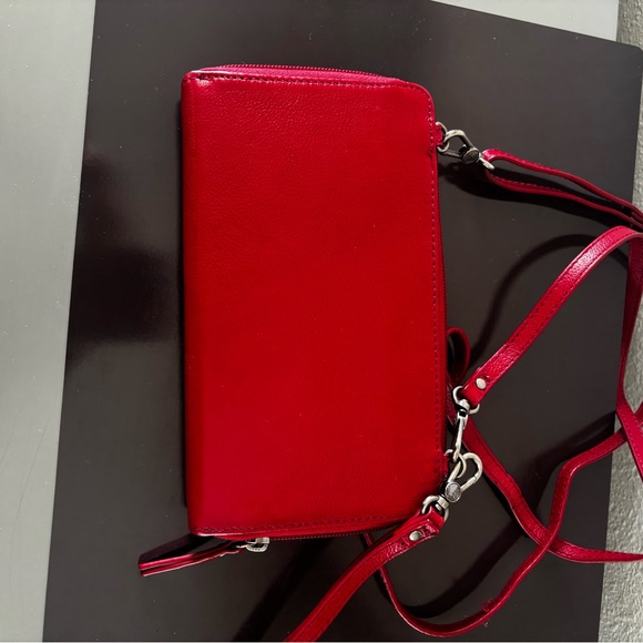 The Sak Red Leather Crossbody organizer purse/ wallet/ wristlet - Picture 4 of 8